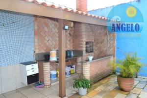 Casa Sobrado a venda no bairro Barra de Jangada em Peruibe
