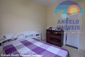 Casa á venda no bairro São José em Peruíbe