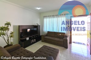 Casa á venda no bairro Jardim Beira Mar em Peruíbe
