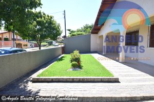 Casa á venda no bairro Stella Maris em Peruíbe