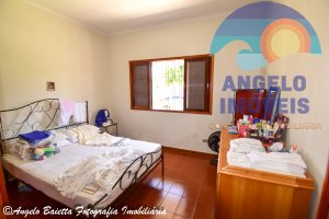 Casa á venda no bairro Stella Maris em Peruíbe