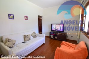 Casa á venda no bairro Stella Maris em Peruíbe