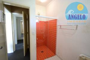 Casa com piscina para venda no bairro Jardim Marcia em Peruibe