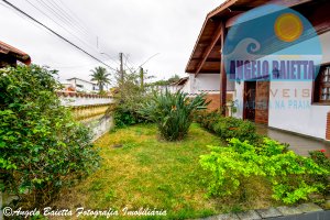 Casa á venda no bairro Tres Marias em Peruíbe