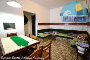 Casa para locação no bairro Centro em Peruíbe, á 200 metros da praia
