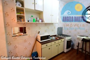 Casa para locação no bairro Centro em Peruíbe, á 200 metros da praia