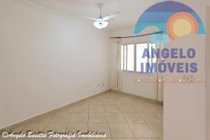 Casa para locação no bairro Centro em Peruíbe