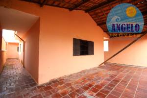 Casa para venda no bairro Jardim Star, frente ao mar
