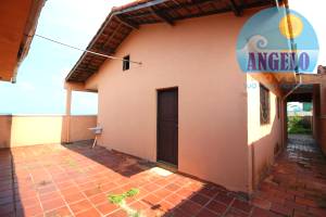 Casa para venda no bairro Jardim Star, frente ao mar