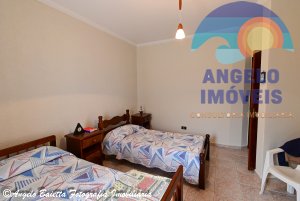 Casa á venda no bairro Tres Maris em Peruíbe