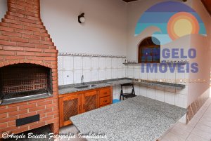 Casa á venda no bairro Tres Maris em Peruíbe