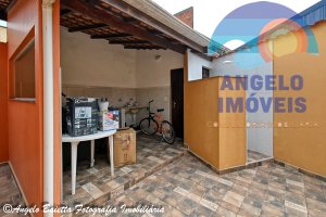 Casa á venda no bairro Ribamar em Peruíbe