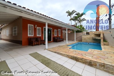 Casa em Peruíbe para venda