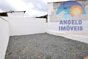 Casa para venda no bairro Ribamar em Peruibe