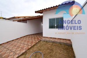 Casa para venda no bairro Ribamar em Peruibe