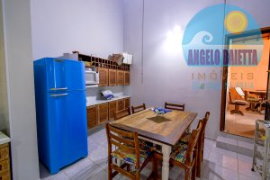 Casa em 2 lotes, 4 dormitórios (sendo 2 suítes), Balneário Stella Maris - Peruíbe.