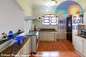 Casa lado praia á venda, 2 lotes, no bairro Oasis em Peruíbe