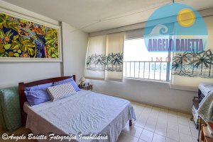 Apartamento frente mar á venda no bairro Centro em Peruíbe