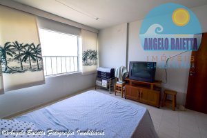 Apartamento frente mar á venda no bairro Centro em Peruíbe