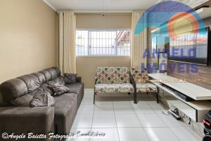 Casa com 3 dormitórios, piscina, á venda no bairro Park D Aville em Peruíbe