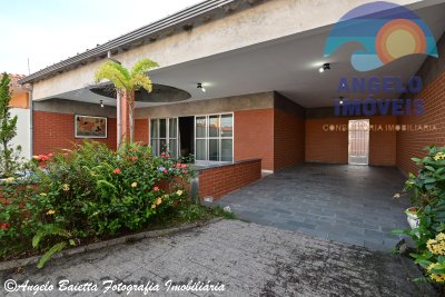 Casa em Peruíbe para venda