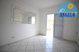 Casa para venda no bairro Centro em Peruibe, entre 400 e 800 metros da praia