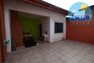 Casa com 2 dormitorios á 200 metros da praia