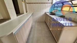 Casa com piscina á venda no bairro Oásis em Peruíbe