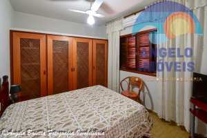 Casa á venda no bairro São João Batista em Peruíbe