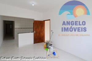 Casa á venda no bairro Ribamar em Peruibe