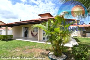 Casa em 2 lotes á venda em Peruibe Litoral SP, otima localização