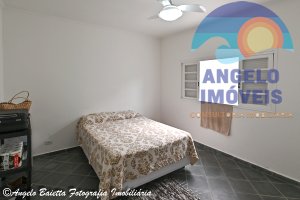 Casa á venda no bairro Oásis em Peruíbe