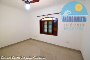 Casa á venda no bairro Jangada em Peruíbe