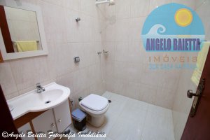 Casa á venda no bairro Jangada em Peruíbe