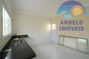 Casa com 3 dormitórios á venda no bairro Cidade Nova Peruíbe em Peruíbe