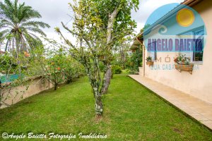Casa á venda no bairro Centro em Peruíbe
