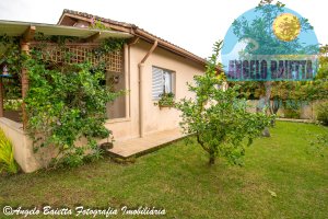 Casa á venda no bairro Centro em Peruíbe