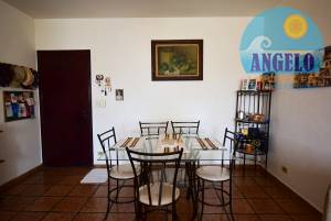 Apartamento com 2 dormitorios, sendo 1 suite em Peruibe, á 400 metros da praia