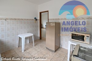 Casa com 3 dormitórios á venda no bairro Cidade Nova Peruíbe em Peruibe