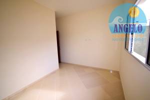 Casa para venda no bairro Jardim Peruibe em Peruíbe