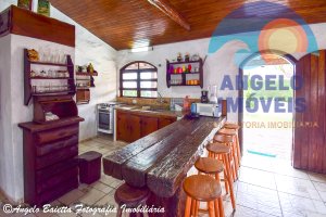Casa á venda no bairro Oásis em Peruíbe