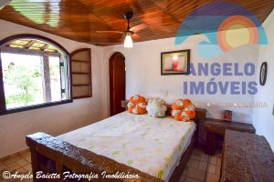 Casa á venda no bairro Oásis em Peruíbe