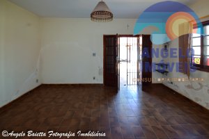 Casa á venda no bairro Barra de Jangada em Peruíbe