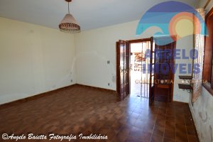 Casa á venda no bairro Barra de Jangada em Peruíbe