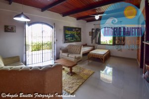 Casa para venda no bairro Turistico em Peruíbe