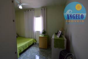 Casa térrea com 2 dormitórios, no bairro Rbamar em Peruíbe