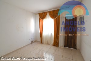 Casa á venda no bairro Antonio Novaes em Peruíbe