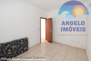 Casa á venda no bairro Antonio Novaes em Peruíbe
