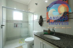 Casa lado praia com piscina á venda no bairro Tres Marias