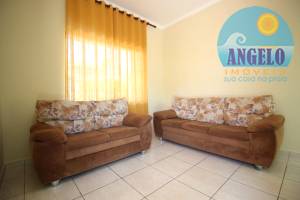 Casa para venda no bairro Jardim Marcia em Peruibe, entre 400 e 800 metros da praia